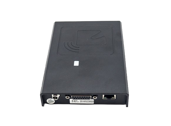قارئ RFID UHF قصير المدى المتكامل