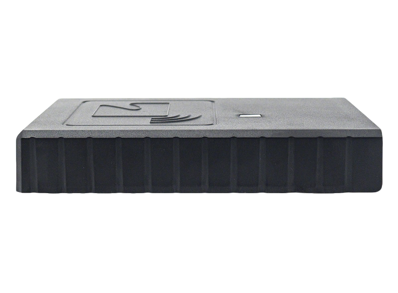 قارئ RFID UHF قصير المدى المتكامل
